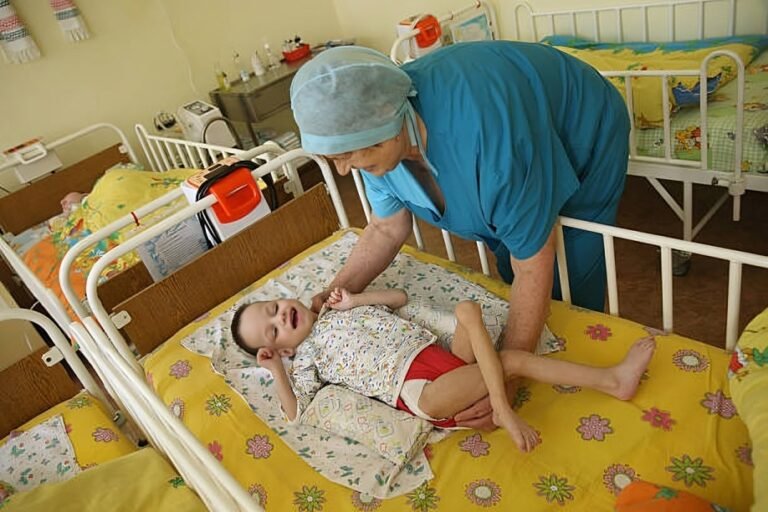 Dandy Walker Malformation: Symptoms, Causes & Treatments