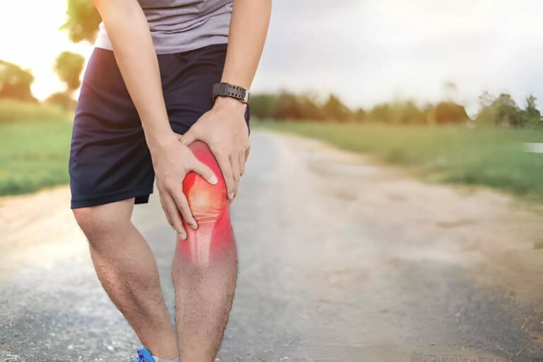 Patellofemoral Pain Syndrome: Causes, Symptoms & Prevention