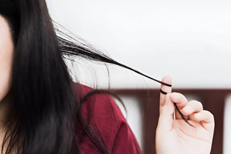 Trichotillomania: Symptoms, Diagnosis, and Treatment Explained
