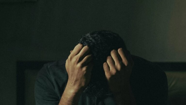 Why Do I Feel Anxious For No Reason? And What To Do About It